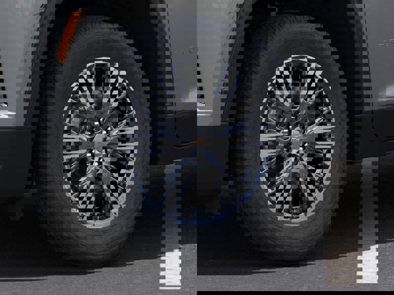 New 2025 Chevrolet Traverse LT w/ Enhanced Driving Package image 9