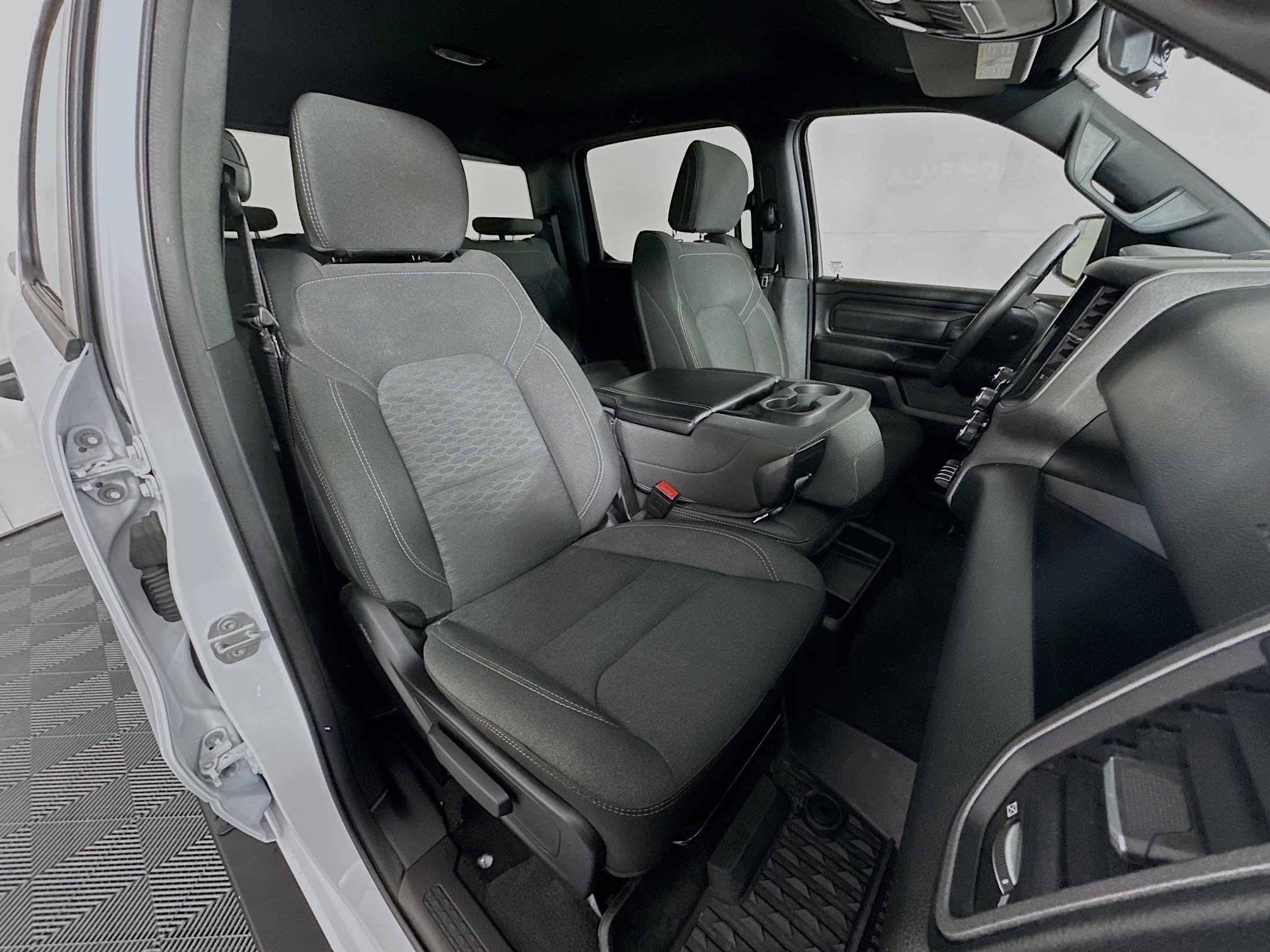 Used 2025 RAM 1500 Classic Warlock image 28