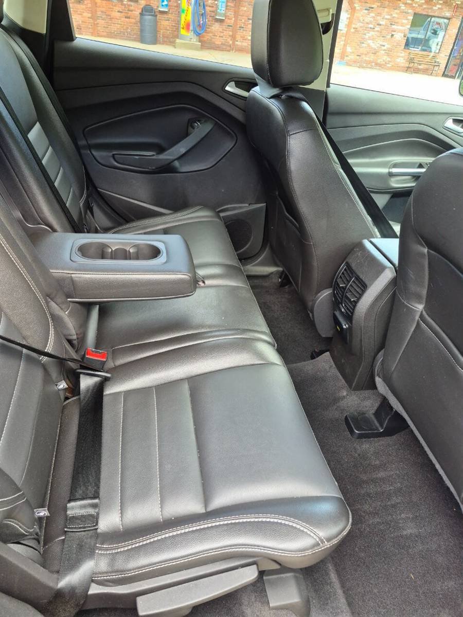 Used 2016 Ford Escape Titanium AWD/4WD image 15