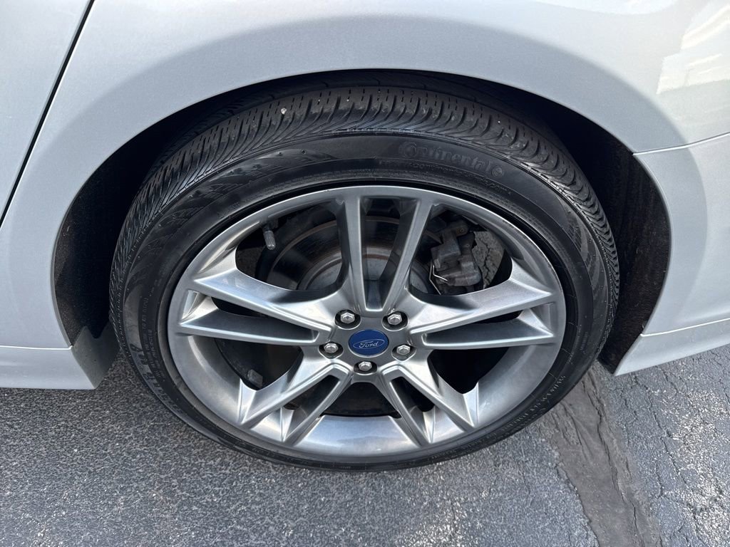 Used 2014 Ford Fusion Titanium image 23