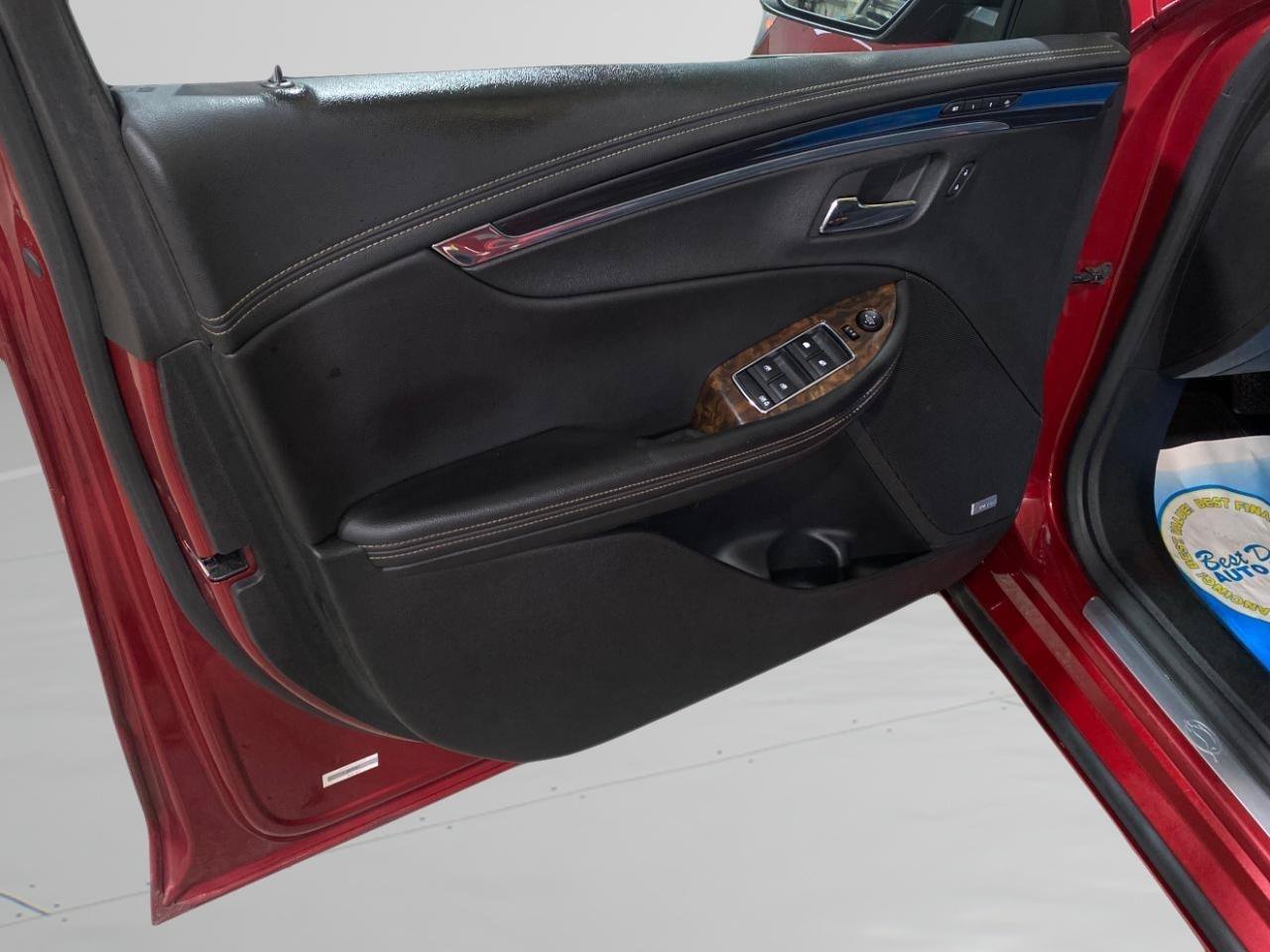 Used 2015 Chevrolet Impala LTZ FWD image 15
