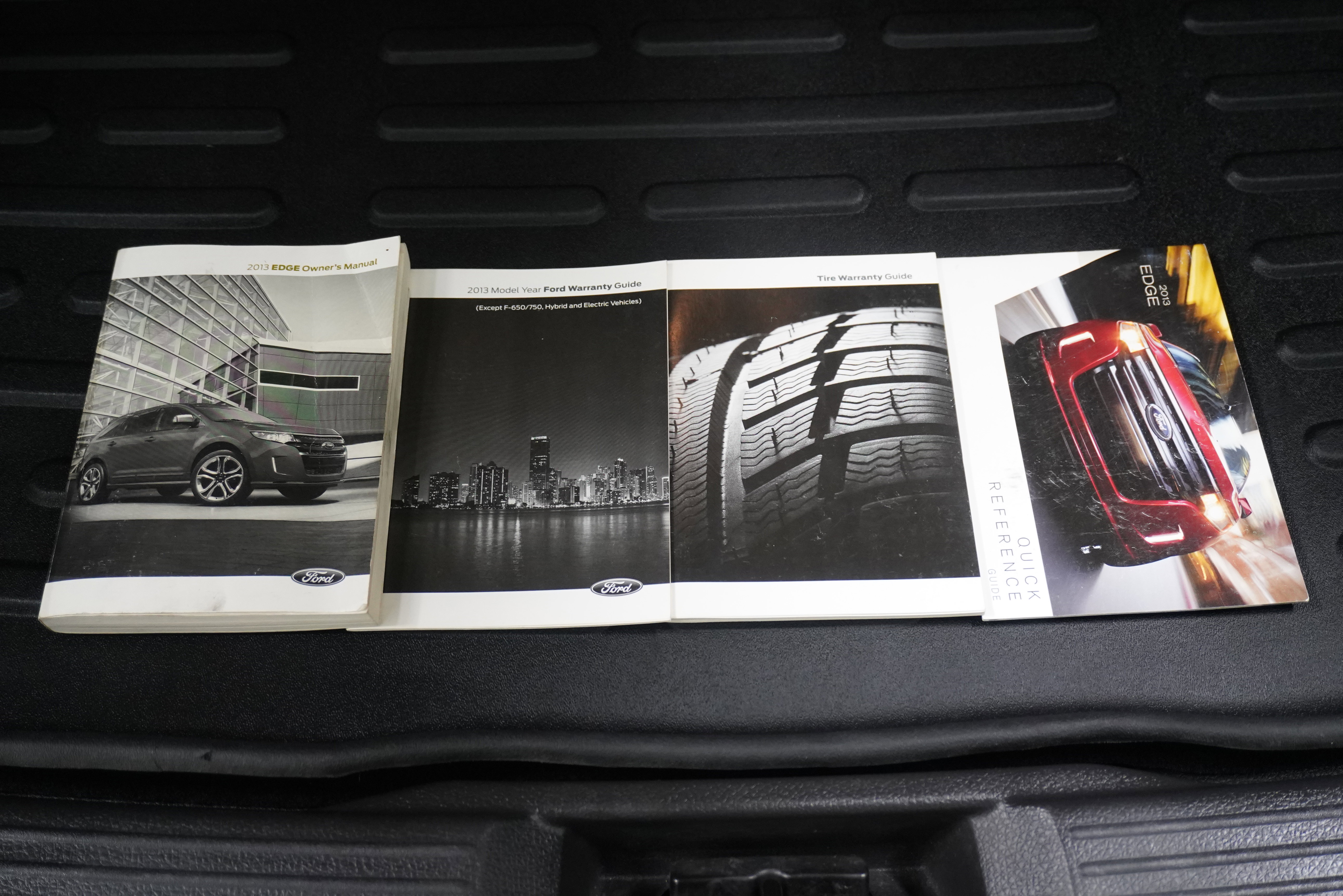 Used 2013 Ford Edge Limited w/ Driver Entry Pkg FWD image 21