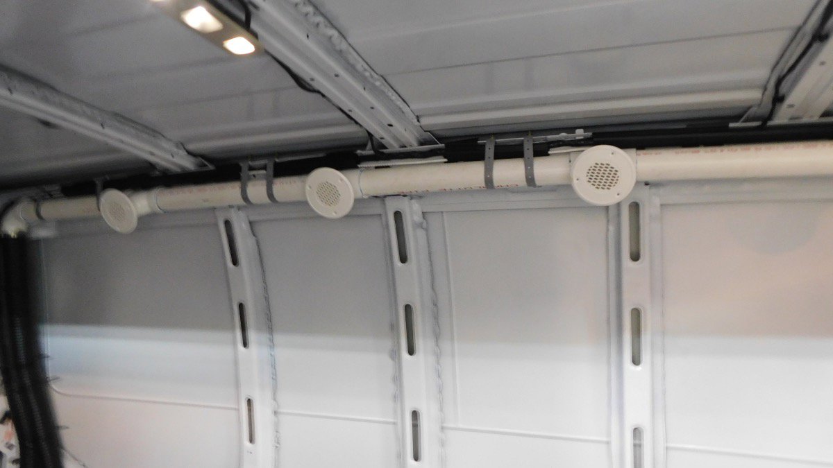 Used 2025 Chevrolet Express 2500 w/ Driver Convenience Package image 32