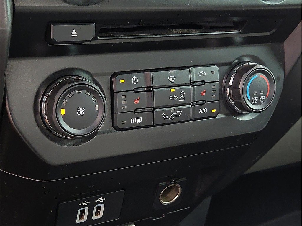 Used 2017 Ford F150 XLT w/ Equipment Group 302A Luxury image 13