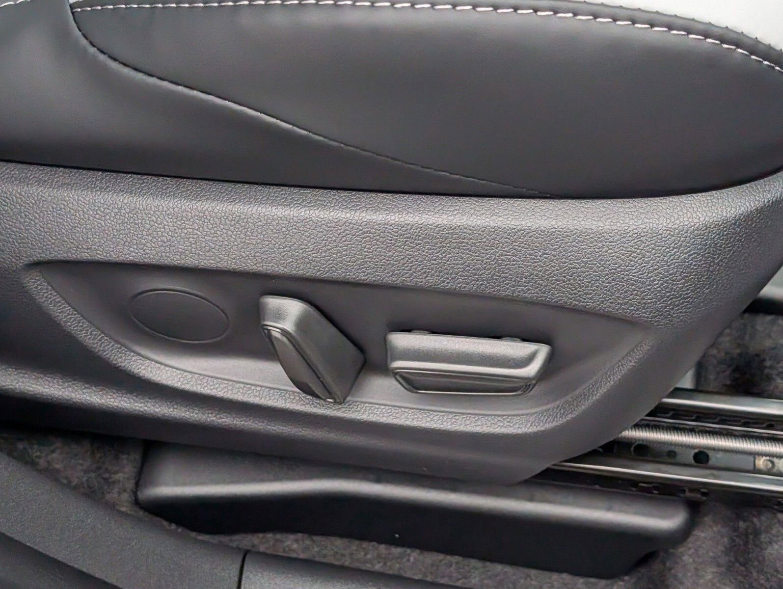 New 2026 Subaru Solterra image 29