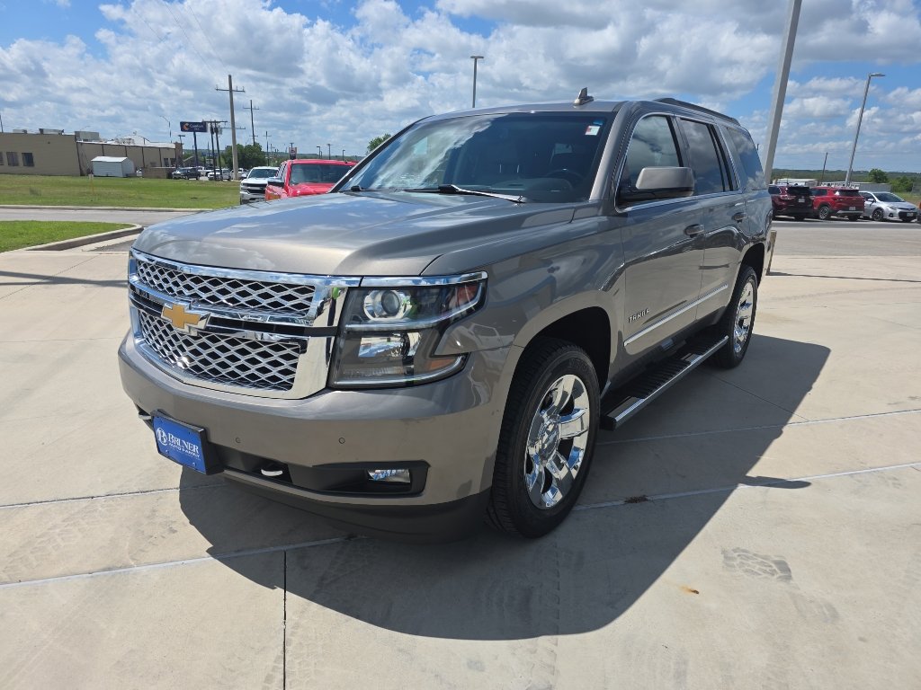 Used 2018 Chevrolet Tahoe LT w/ LT Signature Package image 3