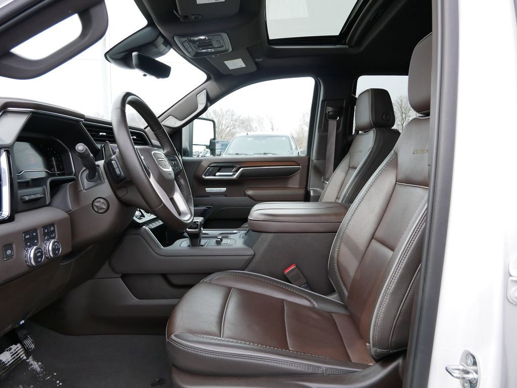 Used 2024 GMC Sierra 1500 Denali w/ Denali Reserve Package image 11
