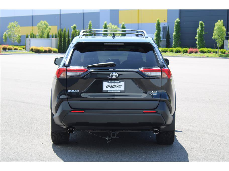 Used 2021 Toyota RAV4 XLE Premium AWD/4WD image 3