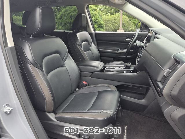 Used 2022 Nissan Pathfinder SL FWD image 18