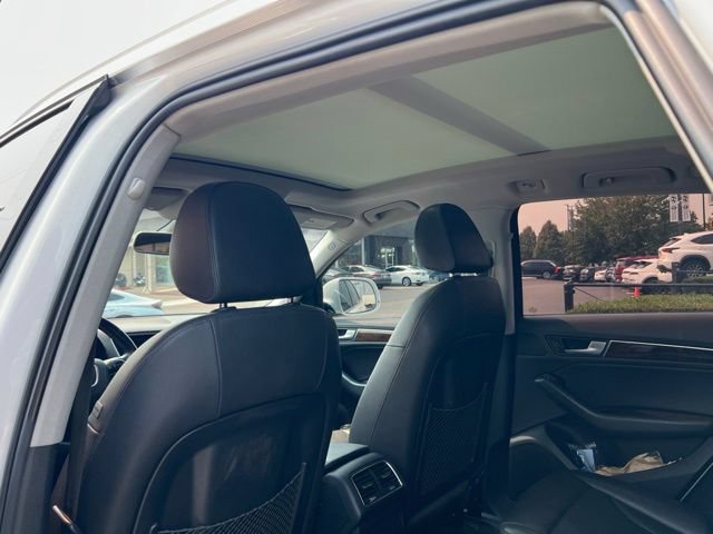 Used 2017 Audi Q5 2.0T Premium AWD/4WD image 9