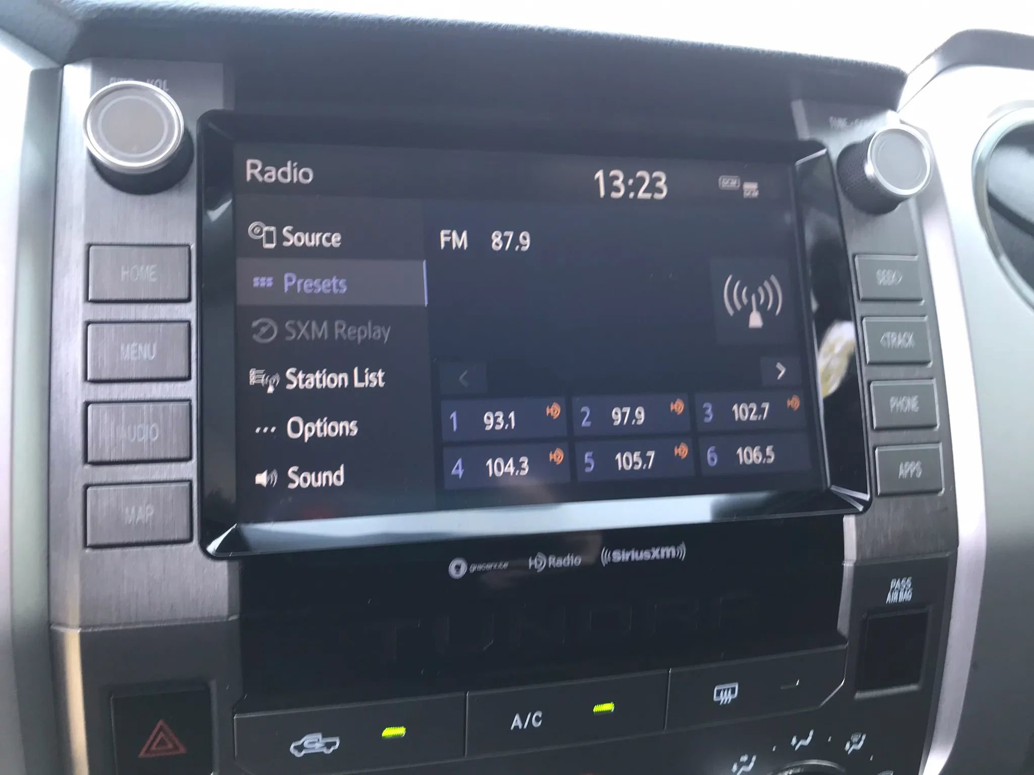 Used 2021 Toyota Tundra SR5 AWD/4WD image 22