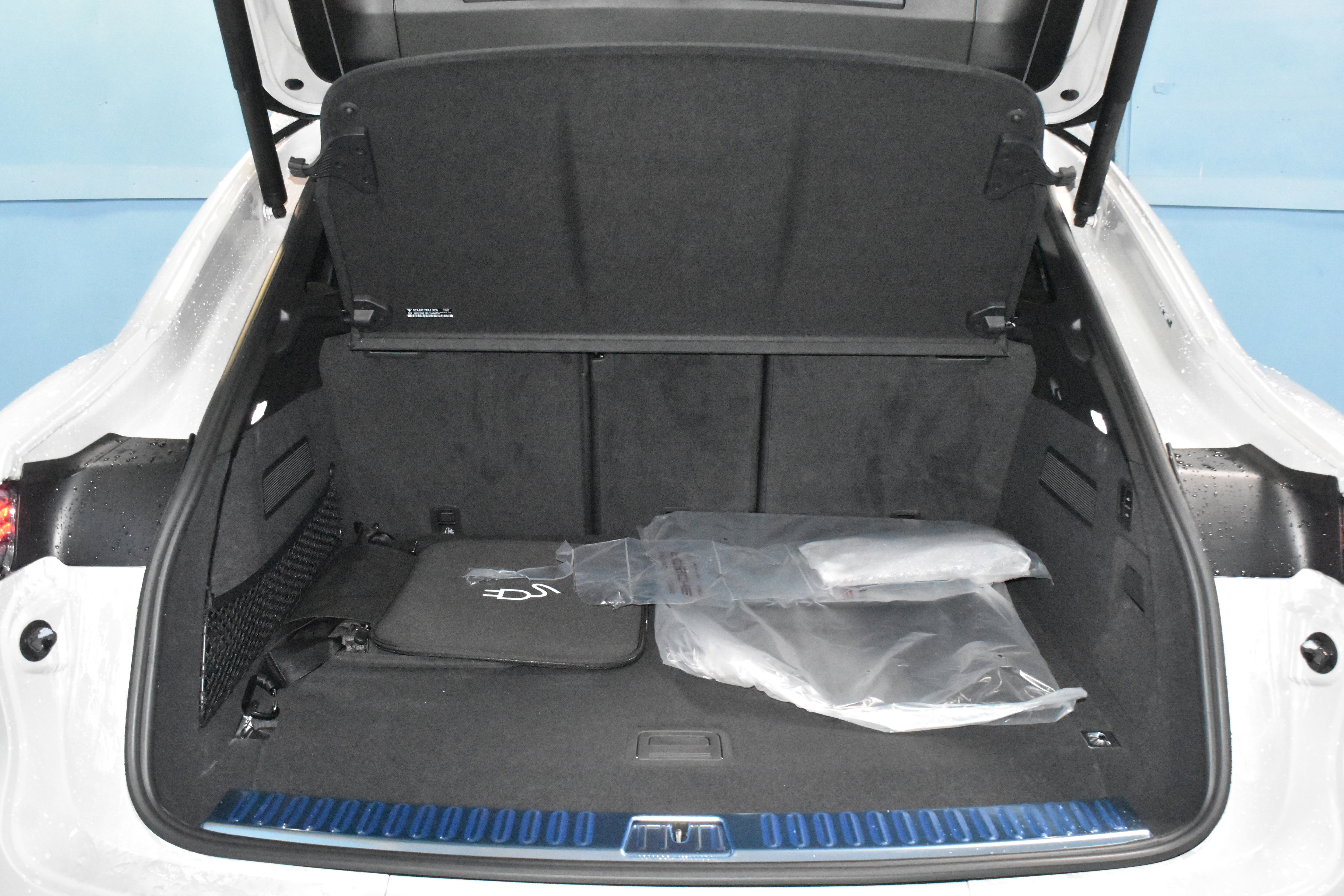 New 2026 Porsche Cayenne E-Hybrid image 32