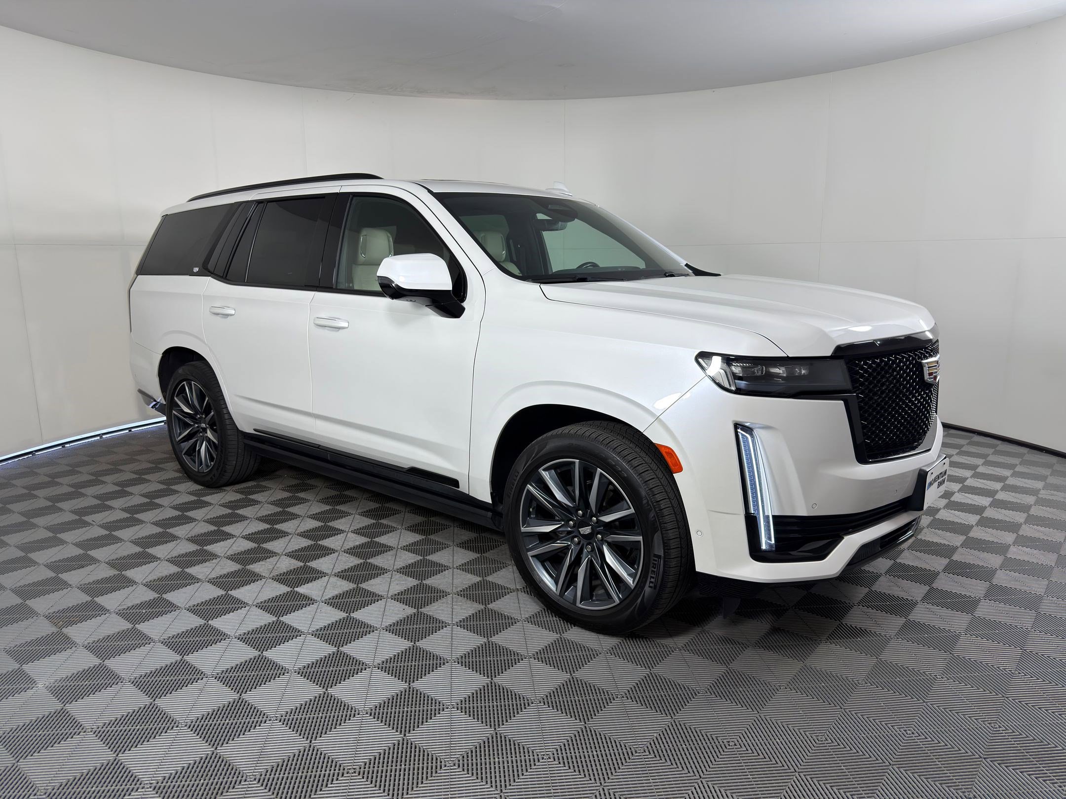 Used 2021 Cadillac Escalade Sport w/ Driver Assist Tech Package image 7