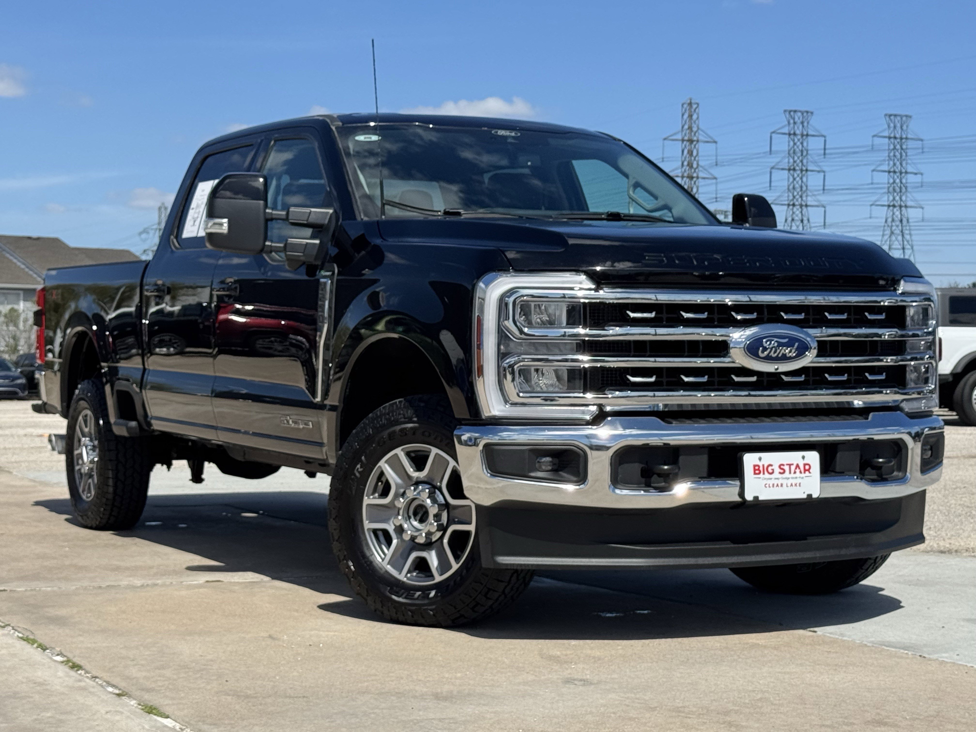 Used 2024 Ford F250 Lariat image 2