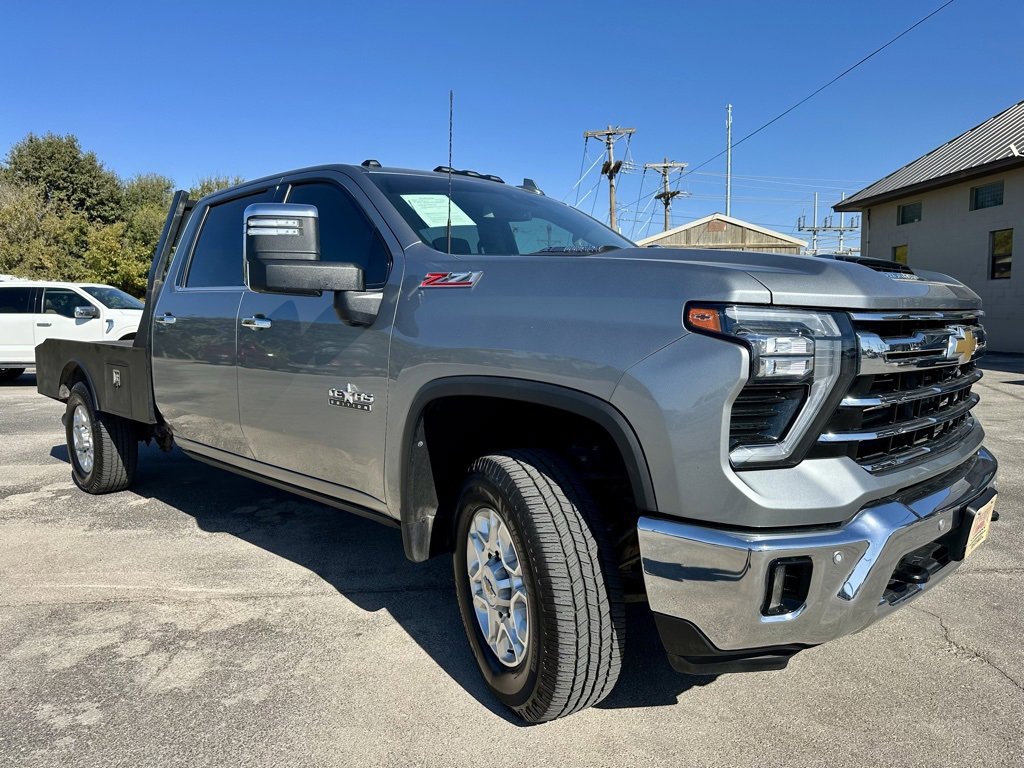 Used 2024 Chevrolet Silverado 3500 LTZ w/ LTZ Texas Edition image 7