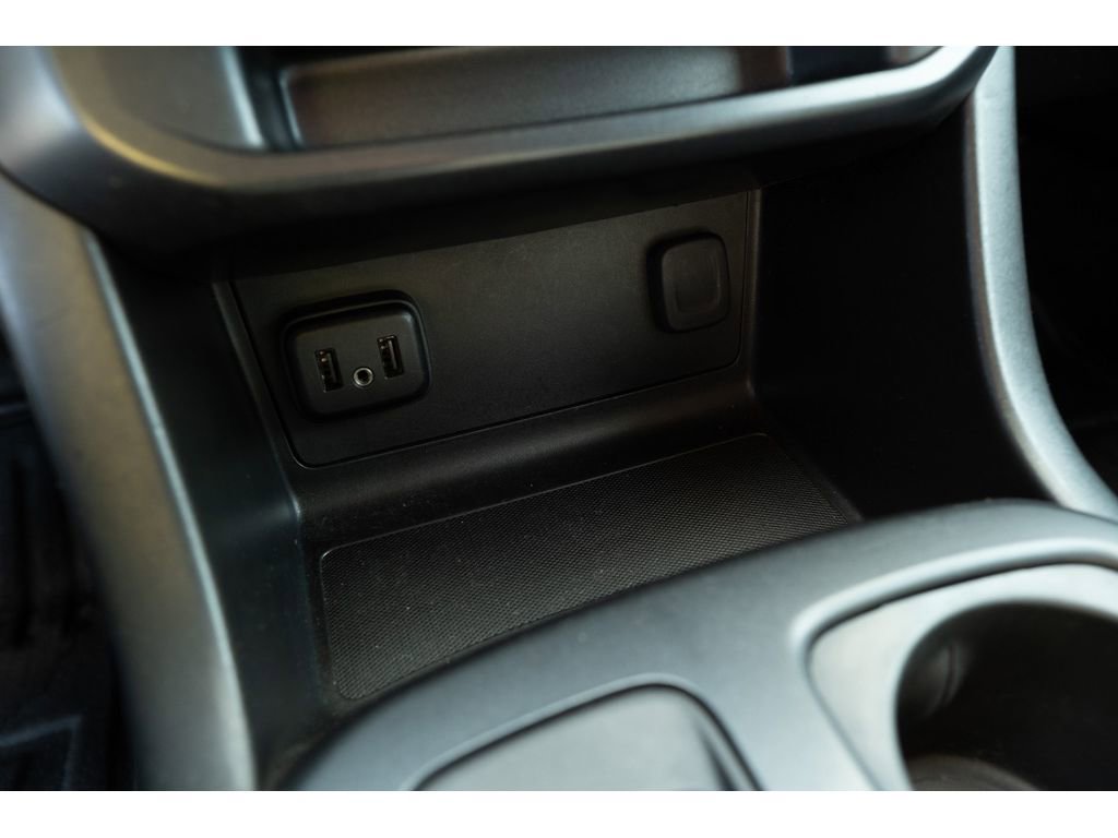 Used 2019 Chevrolet Colorado W/T RWD image 25