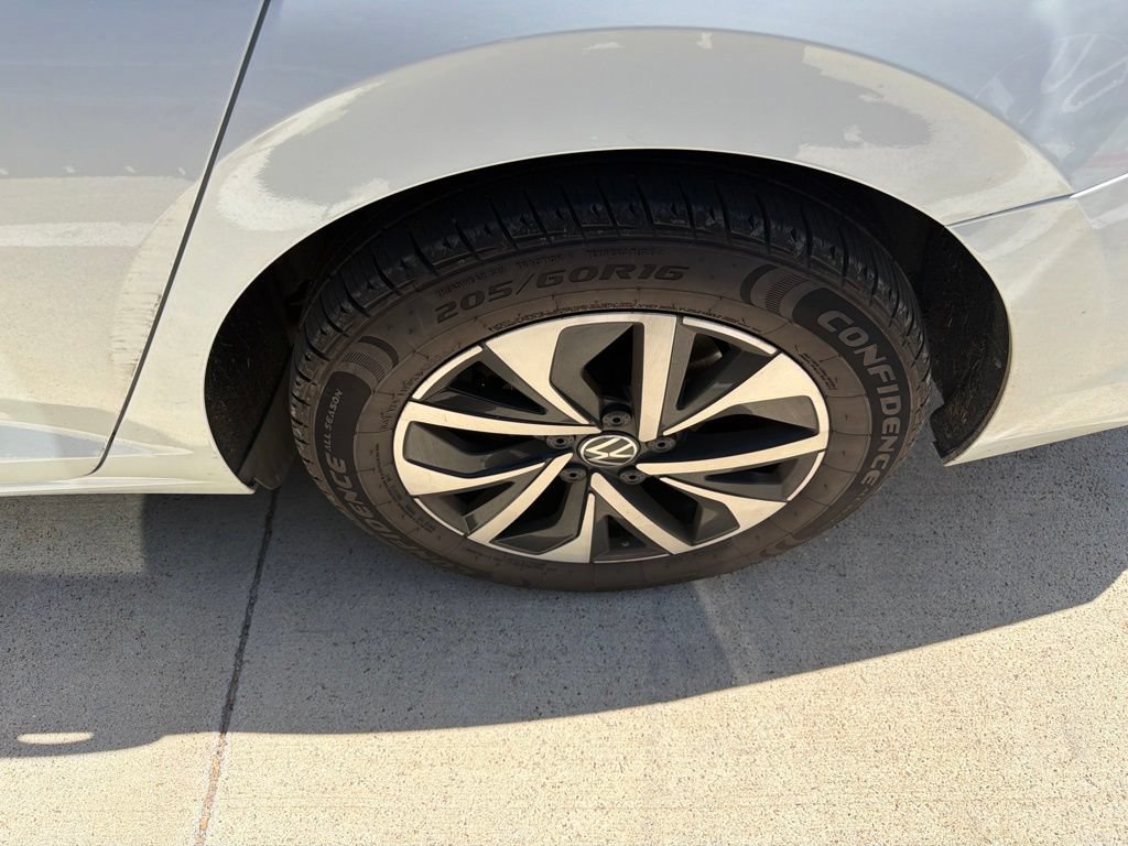 Used 2023 Volkswagen Jetta S FWD image 6