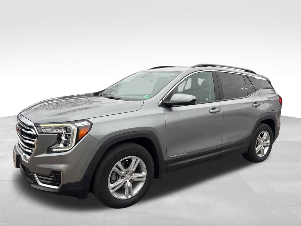Used 2023 GMC Terrain SLE w/ Driver Convenience Package image 12