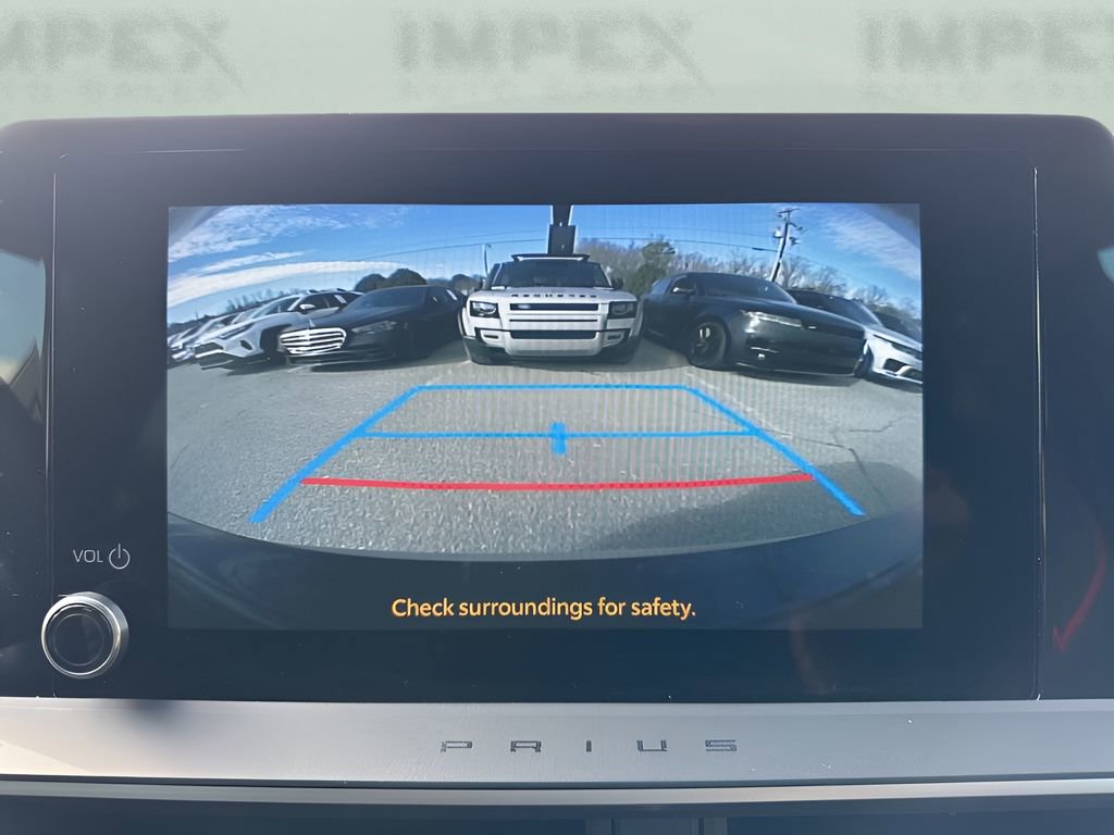 Used 2024 Toyota Prius Prime SE image 18