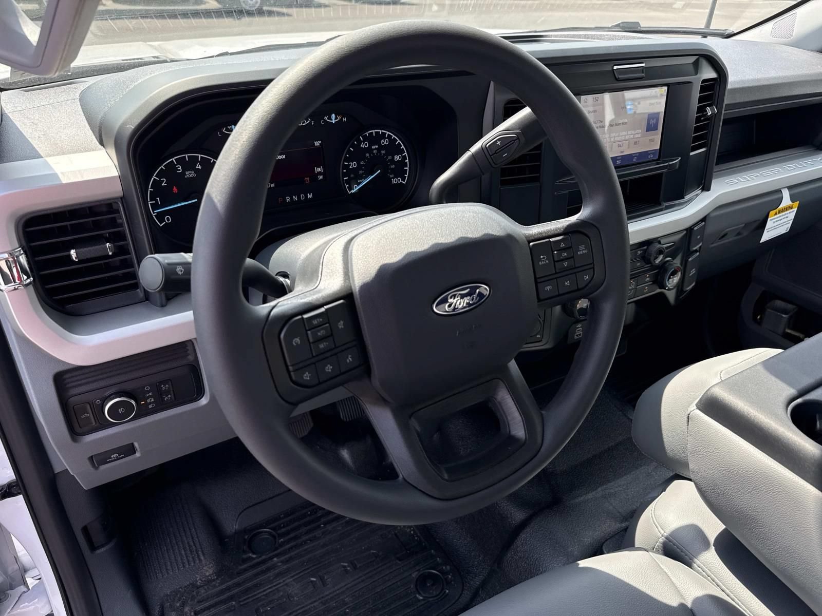 New 2027 Ford F250 XL w/ XL Chrome Package AWD/4WD image 14