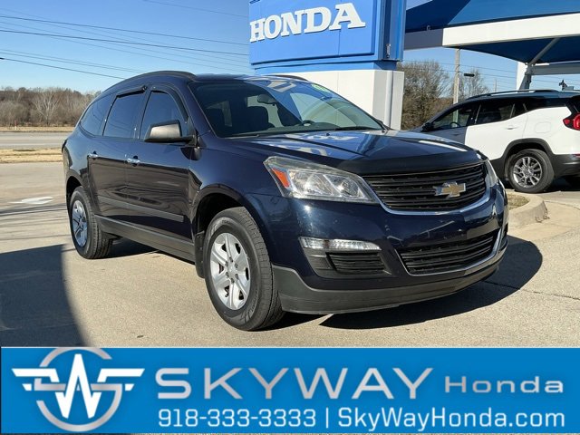 Used 2017 Chevrolet Traverse LS