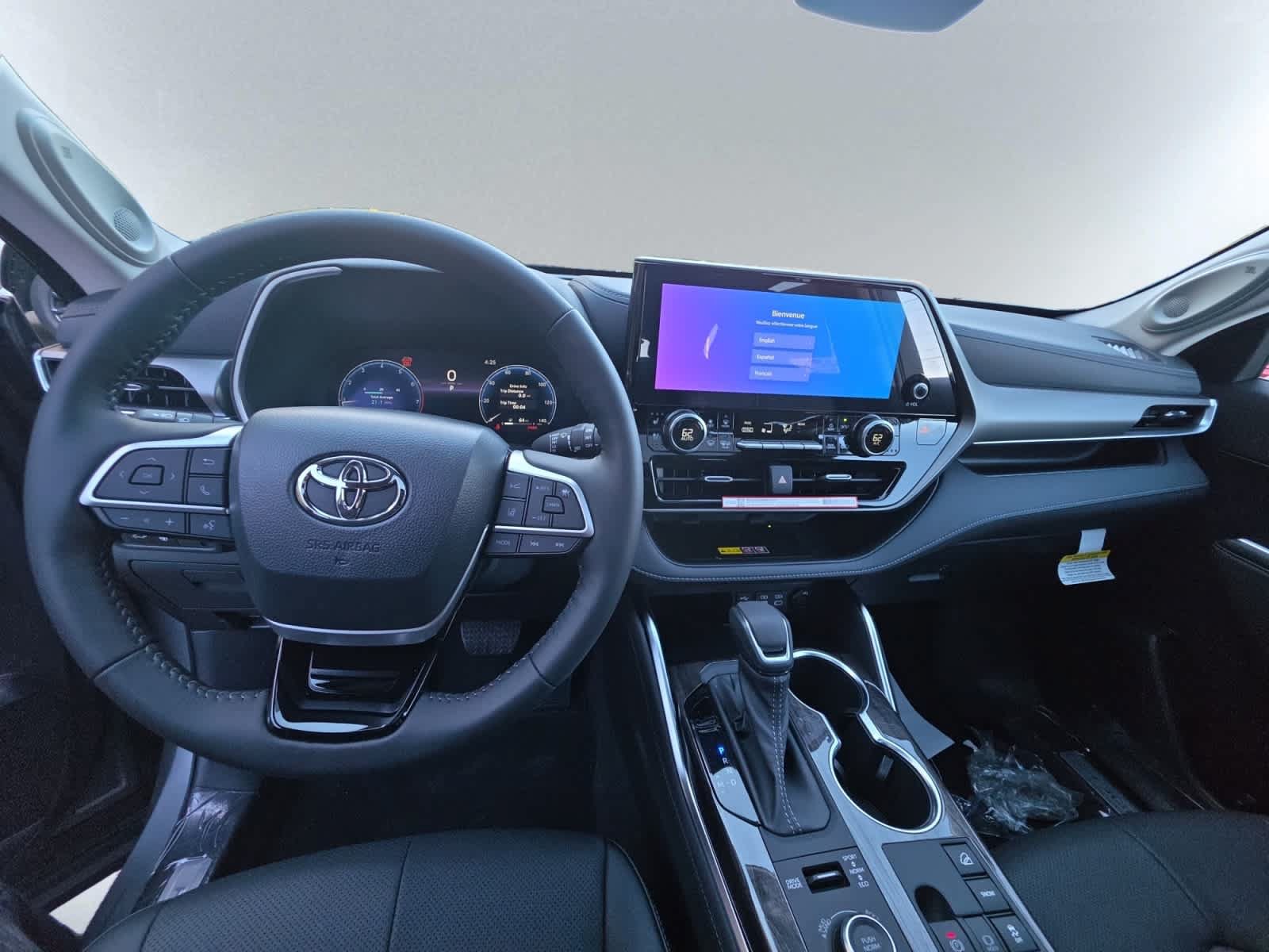 New 2026 Toyota Highlander Limited AWD/4WD image 6