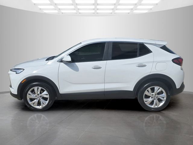 Used 2024 Buick Encore GX Preferred AWD/4WD image 8