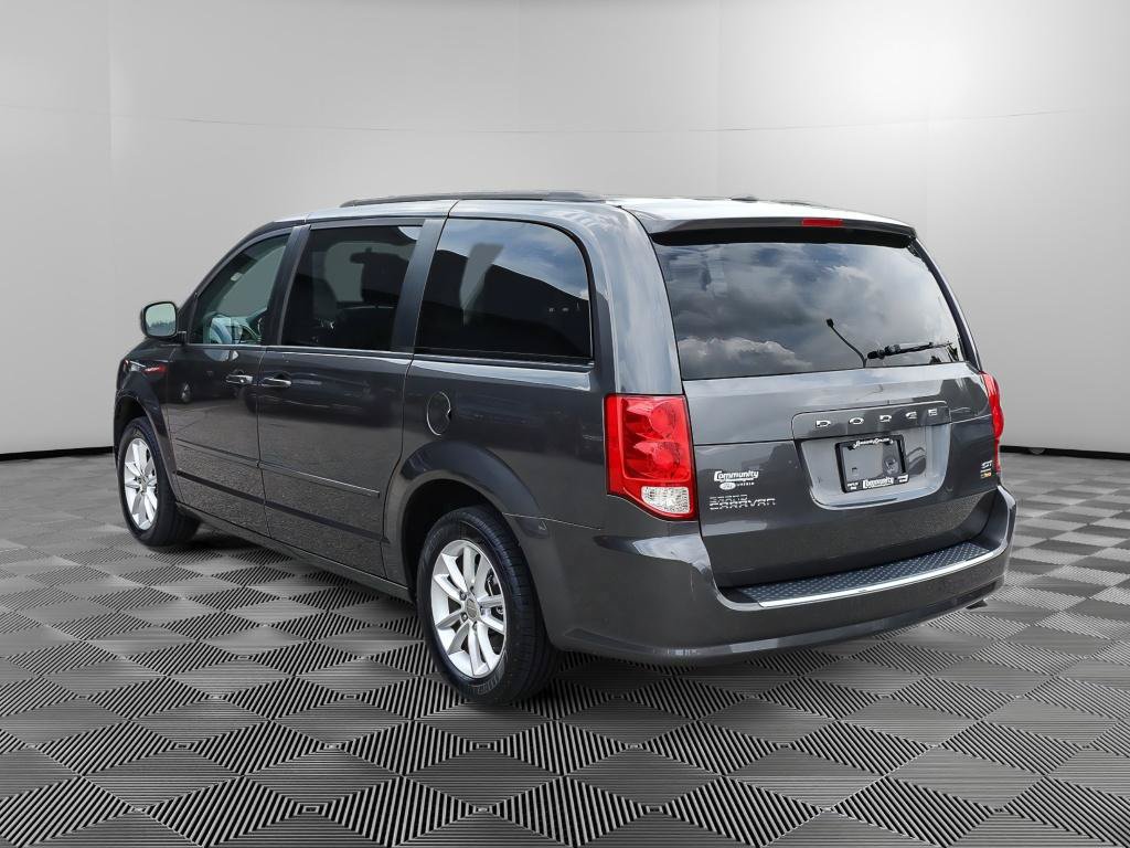 Used 2016 Dodge Grand Caravan SXT FWD image 5