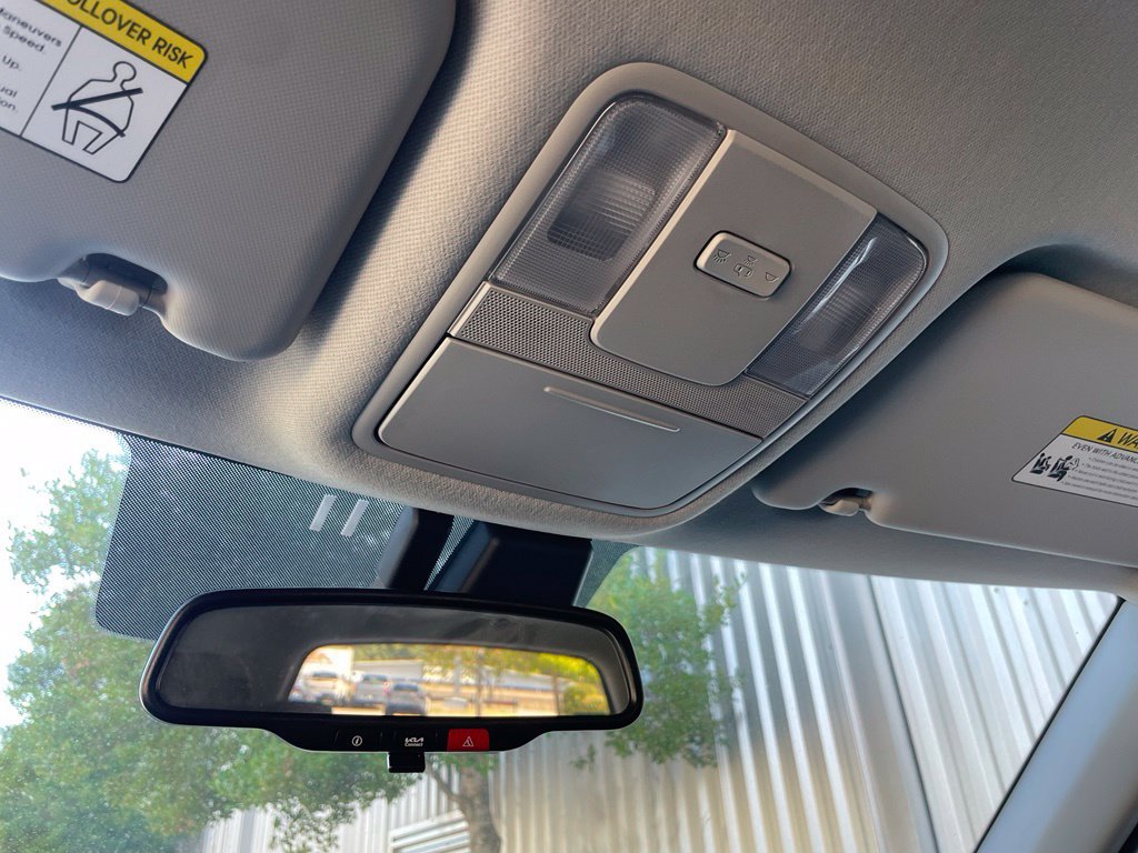 Used 2025 Kia Soul S FWD image 21