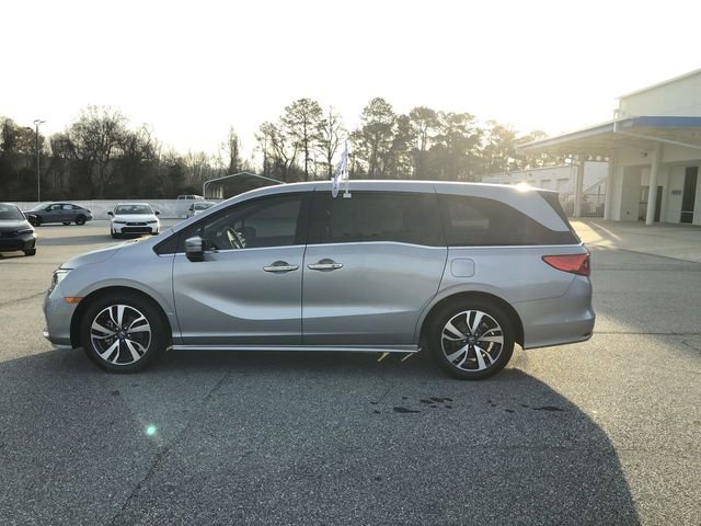 Certified 2024 Honda Odyssey Touring image 5