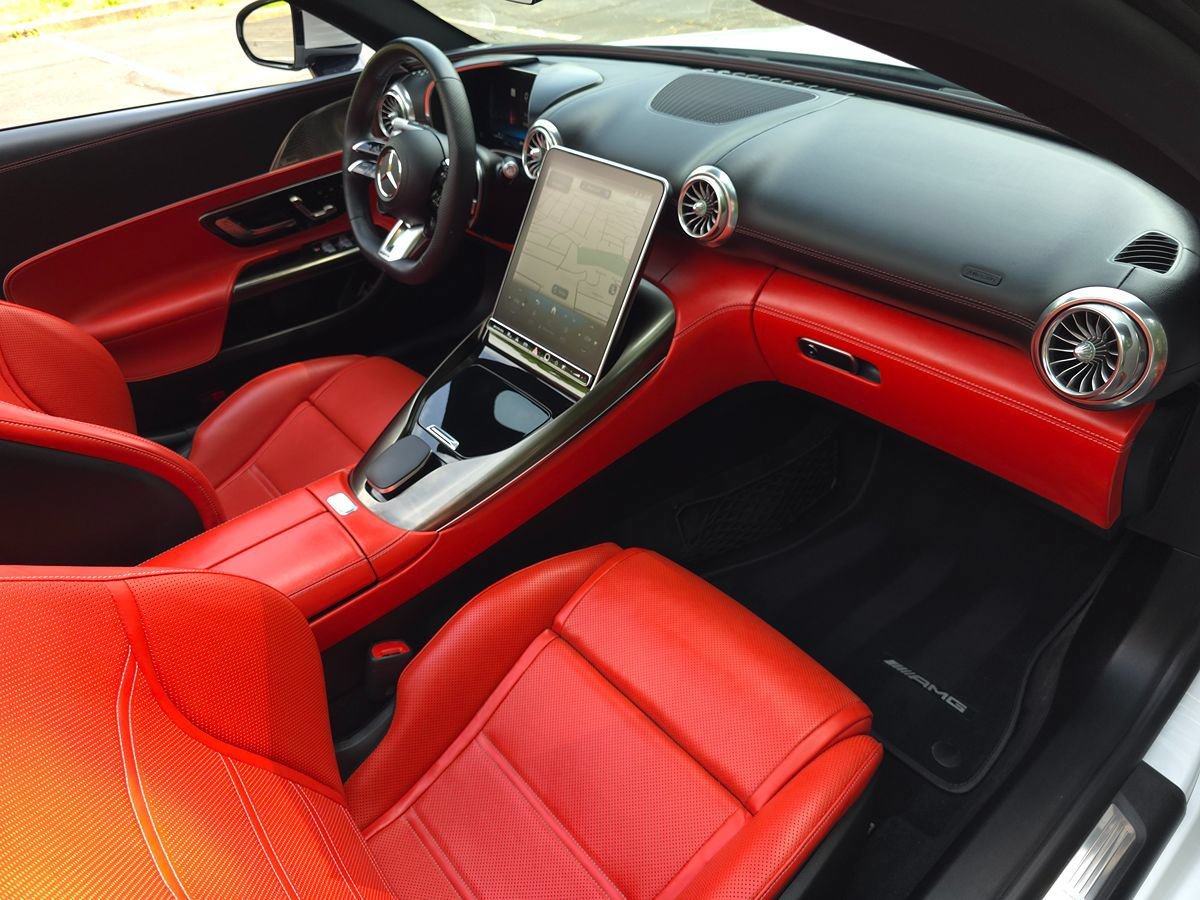 Used 2023 Mercedes-Benz SL 43 AMG image 29