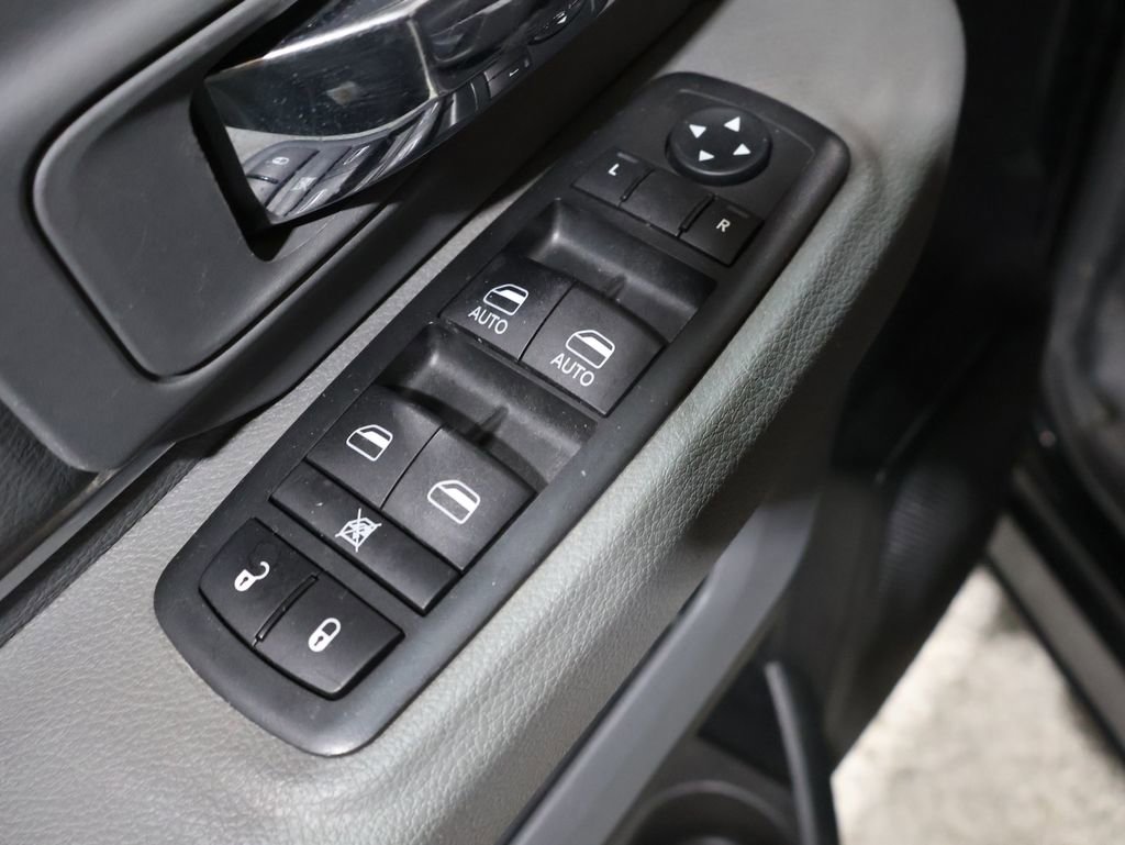 Used 2019 RAM 1500 Classic Warlock image 14