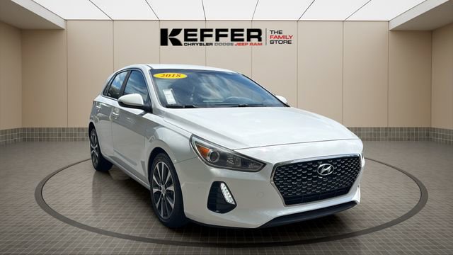 Used 2018 Hyundai Elantra GT FWD image 8
