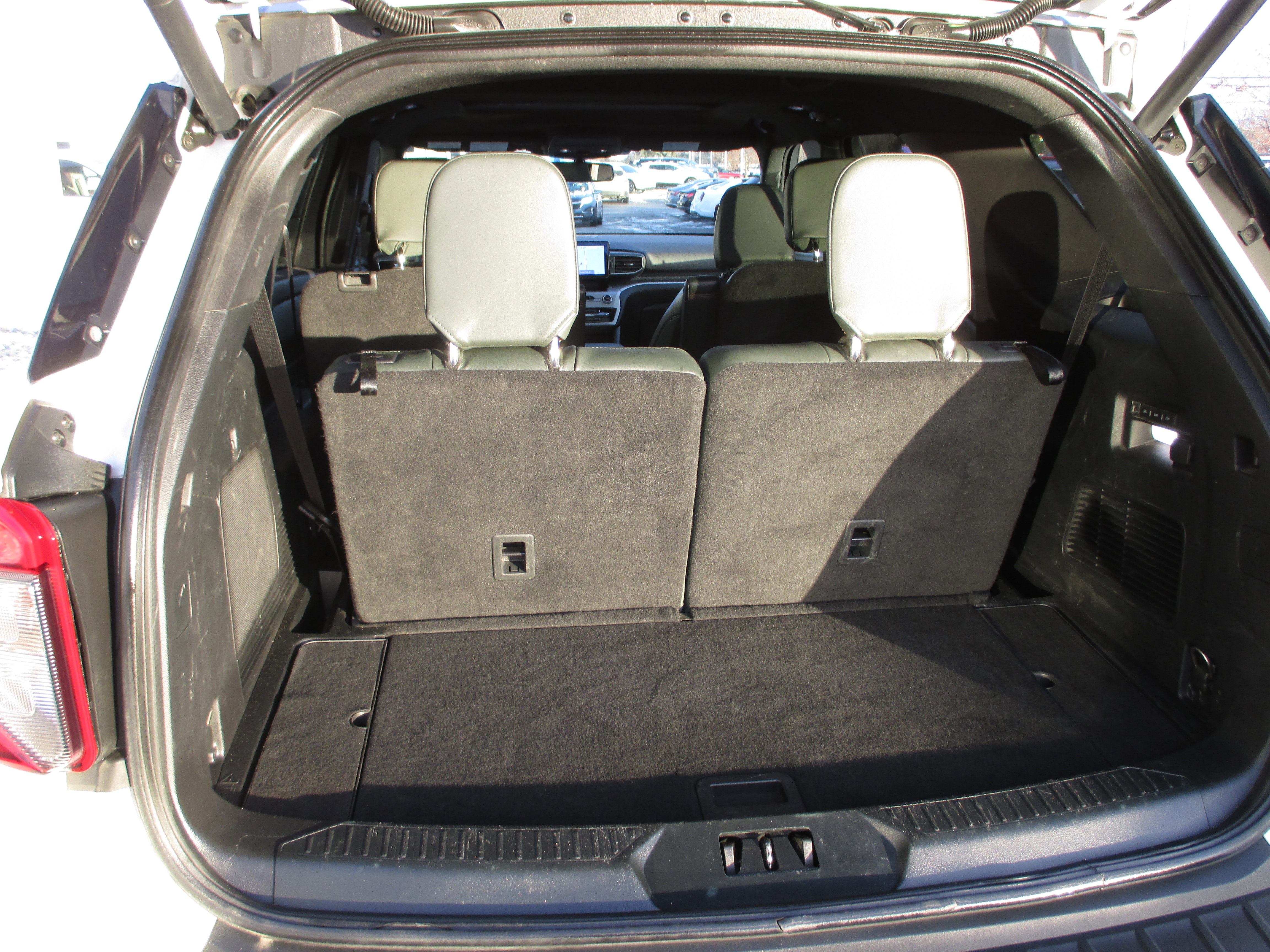 Used 2022 Ford Explorer Timberline w/ Timberline Technology Package image 10