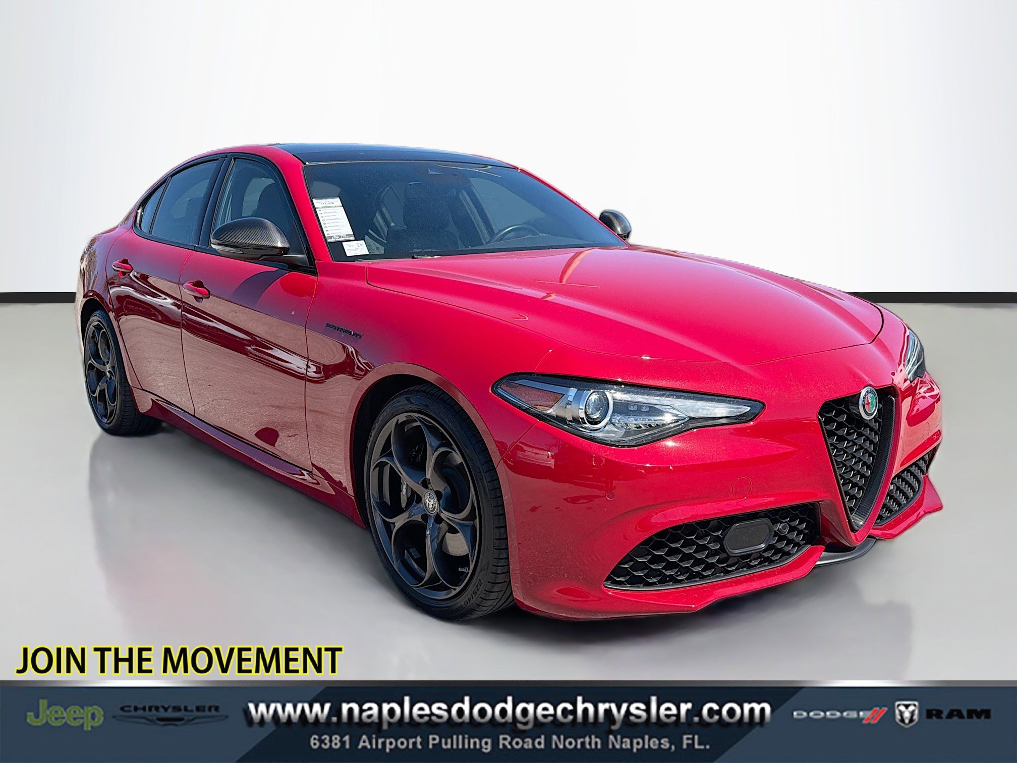 Used 2023 Alfa Romeo Giulia Estrema video 1