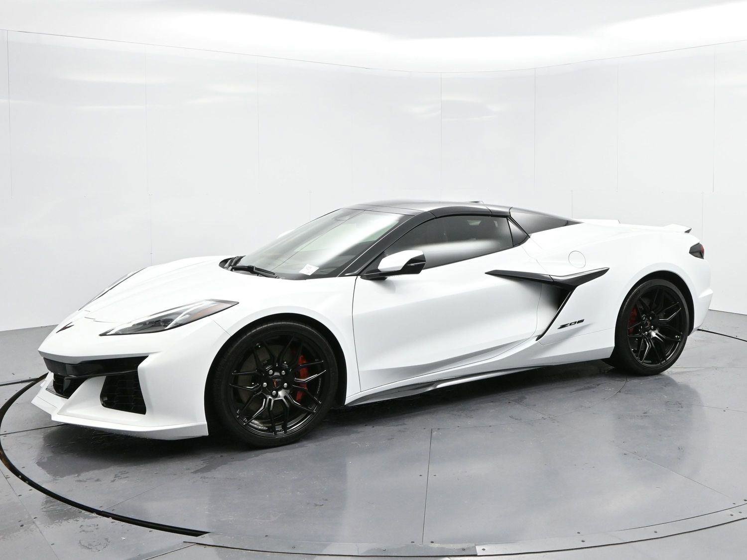 Used 2025 Chevrolet Corvette Z06 w/ Battery Protection Package image 4