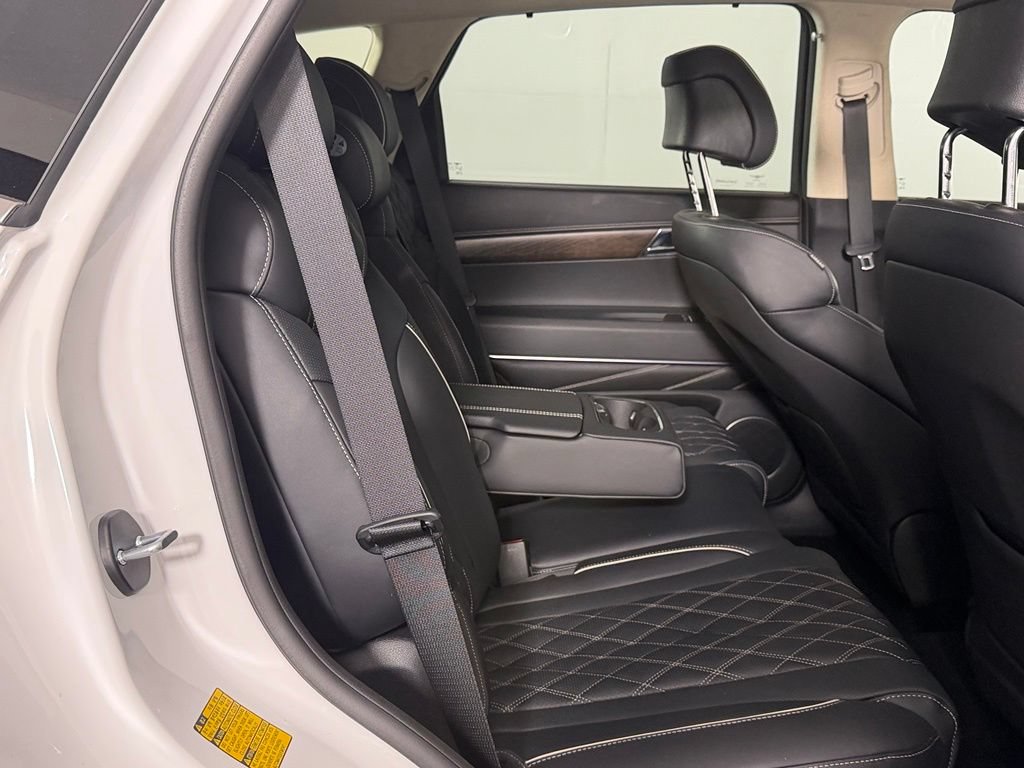 Used 2023 Genesis GV80 3.5T AWD/4WD image 22