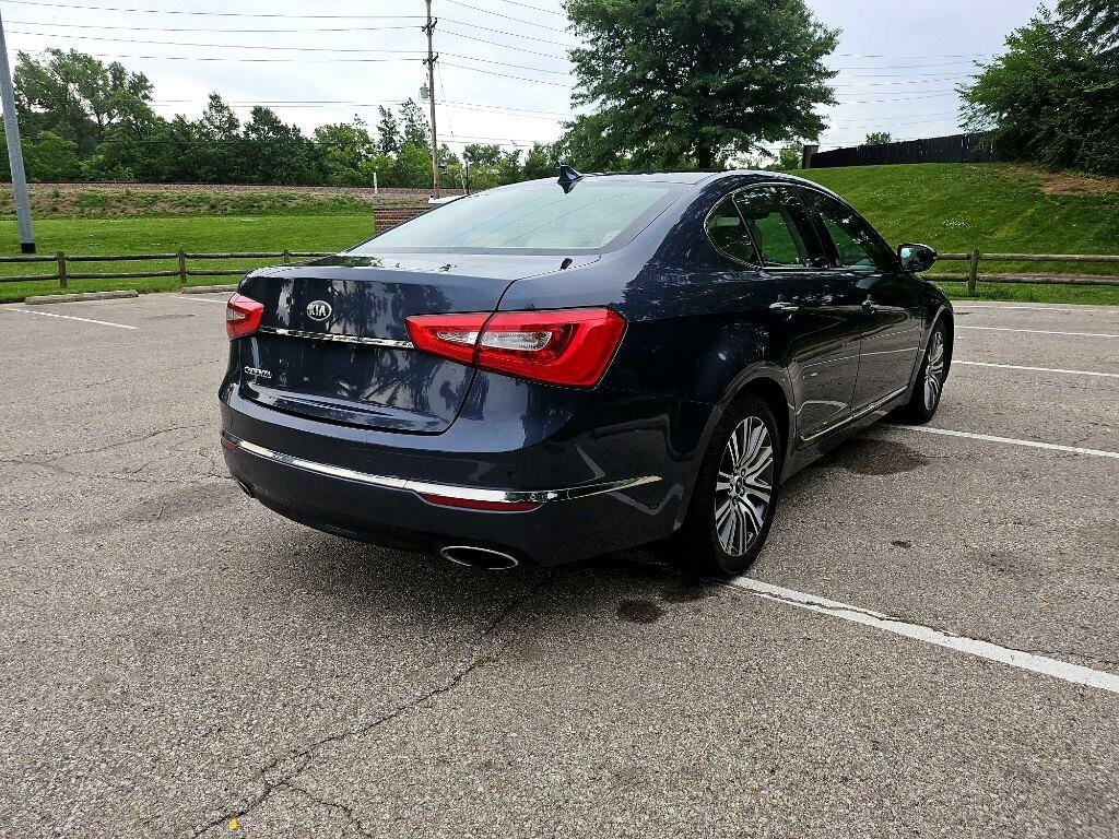 Used 2014 Kia Cadenza Premium image 5