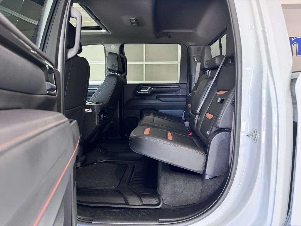 Certified 2025 GMC Sierra 2500 AT4 w/ AT4 Premium Plus Package AWD/4WD image 15