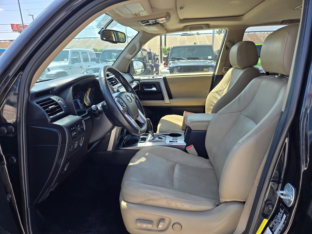 Used 2014 Toyota 4Runner Limited image 9
