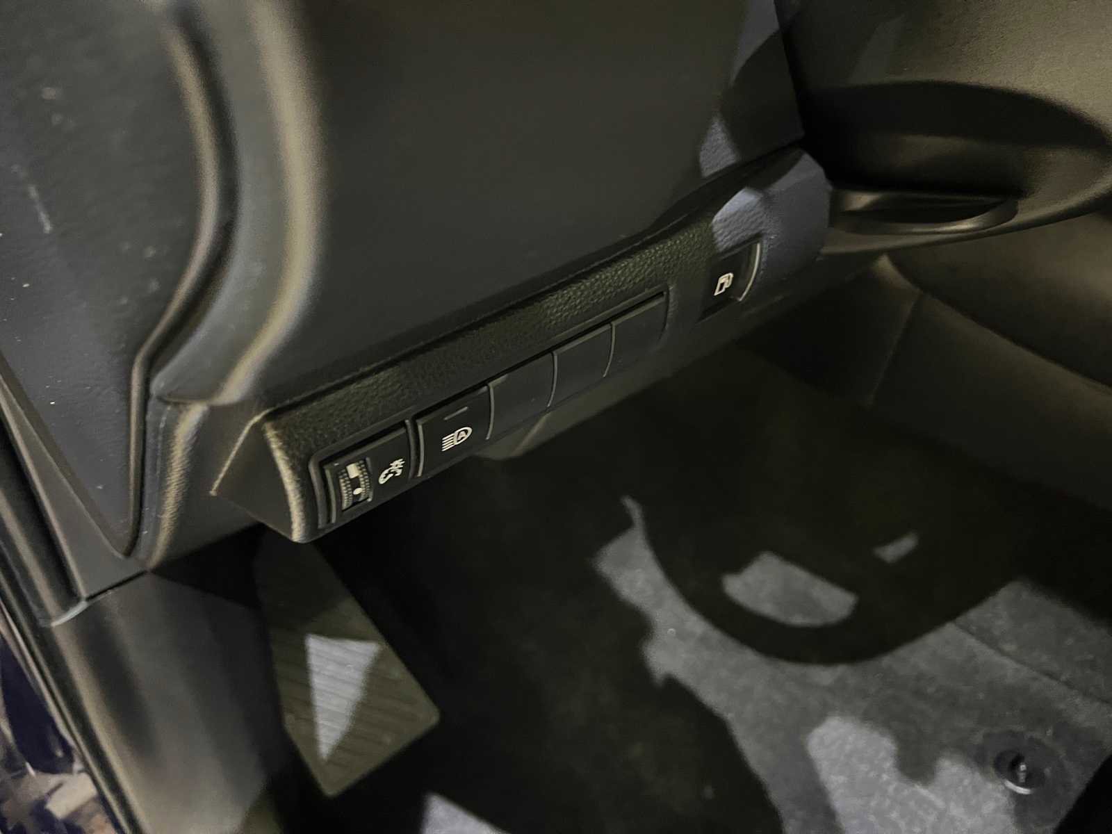 Certified 2024 Toyota Corolla LE image 16