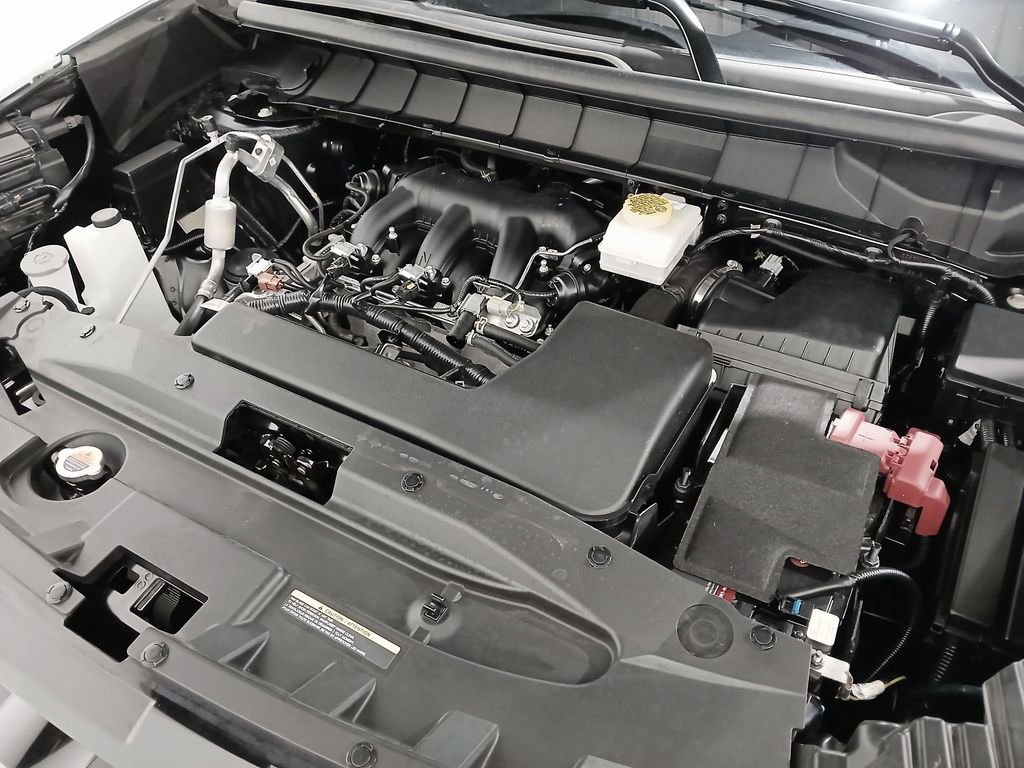 Used 2023 Nissan Pathfinder SV image 32