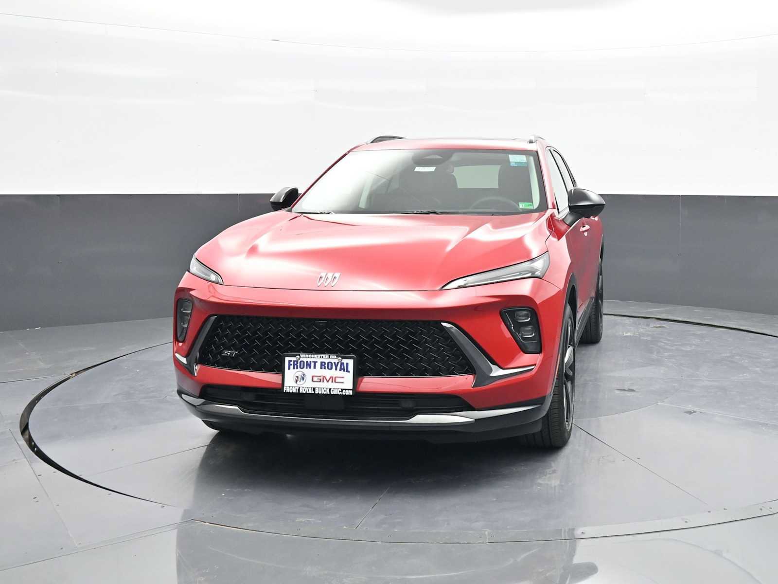 New 2025 Buick Envision Sport Touring image 3