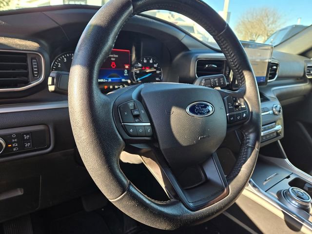 Used 2020 Ford Explorer XLT w/ Equipment Group 202A image 16