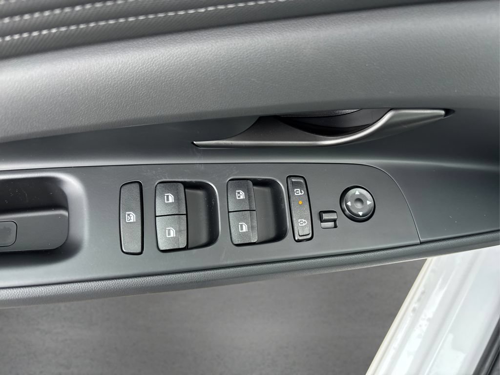 New 2026 Hyundai Elantra SEL FWD image 35