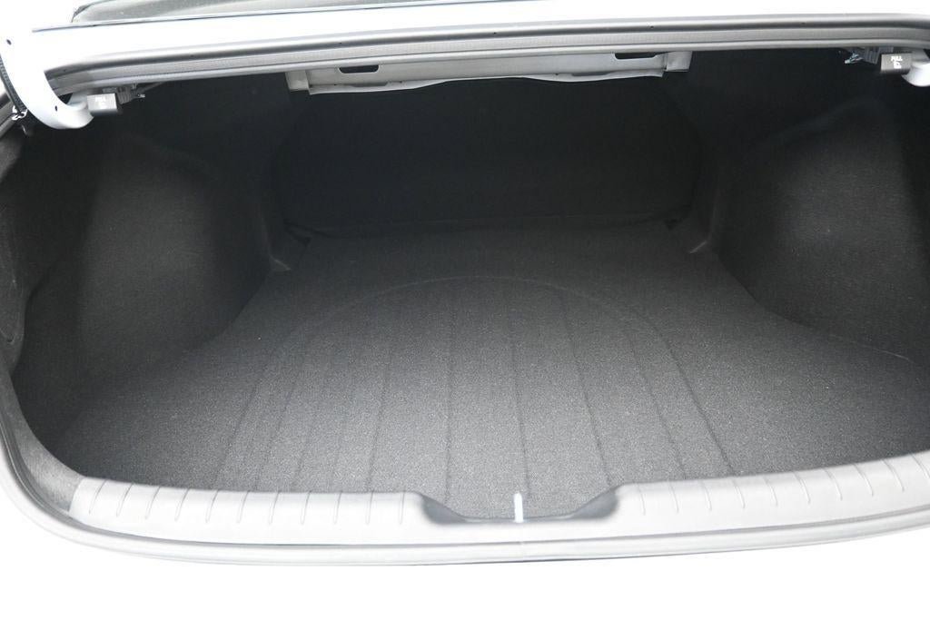 New 2026 Hyundai Elantra SE FWD image 26