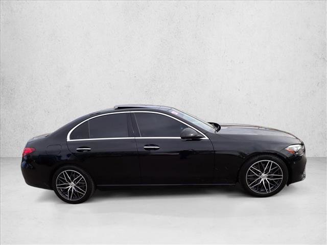 Used 2022 Mercedes-Benz C 300 4MATIC Sedan image 5