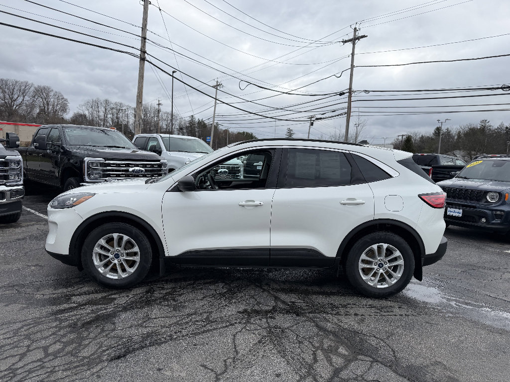 Certified 2022 Ford Escape SE w/ Convenience Package image 3
