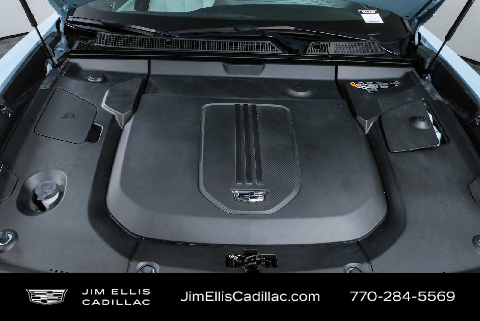 Used 2024 Cadillac Lyriq Sport RWD image 35