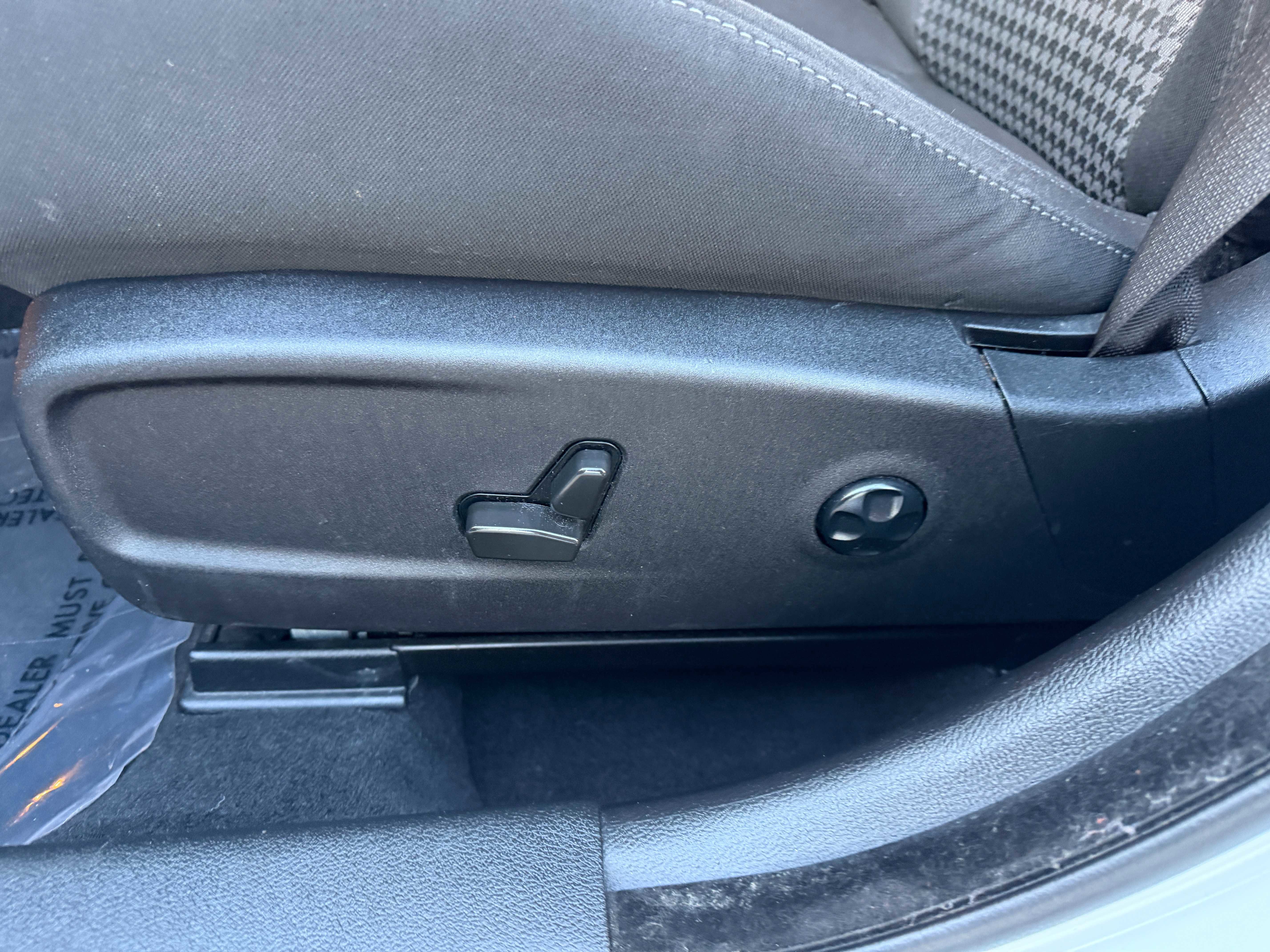 Used 2021 Dodge Charger GT w/ Blacktop Package image 19